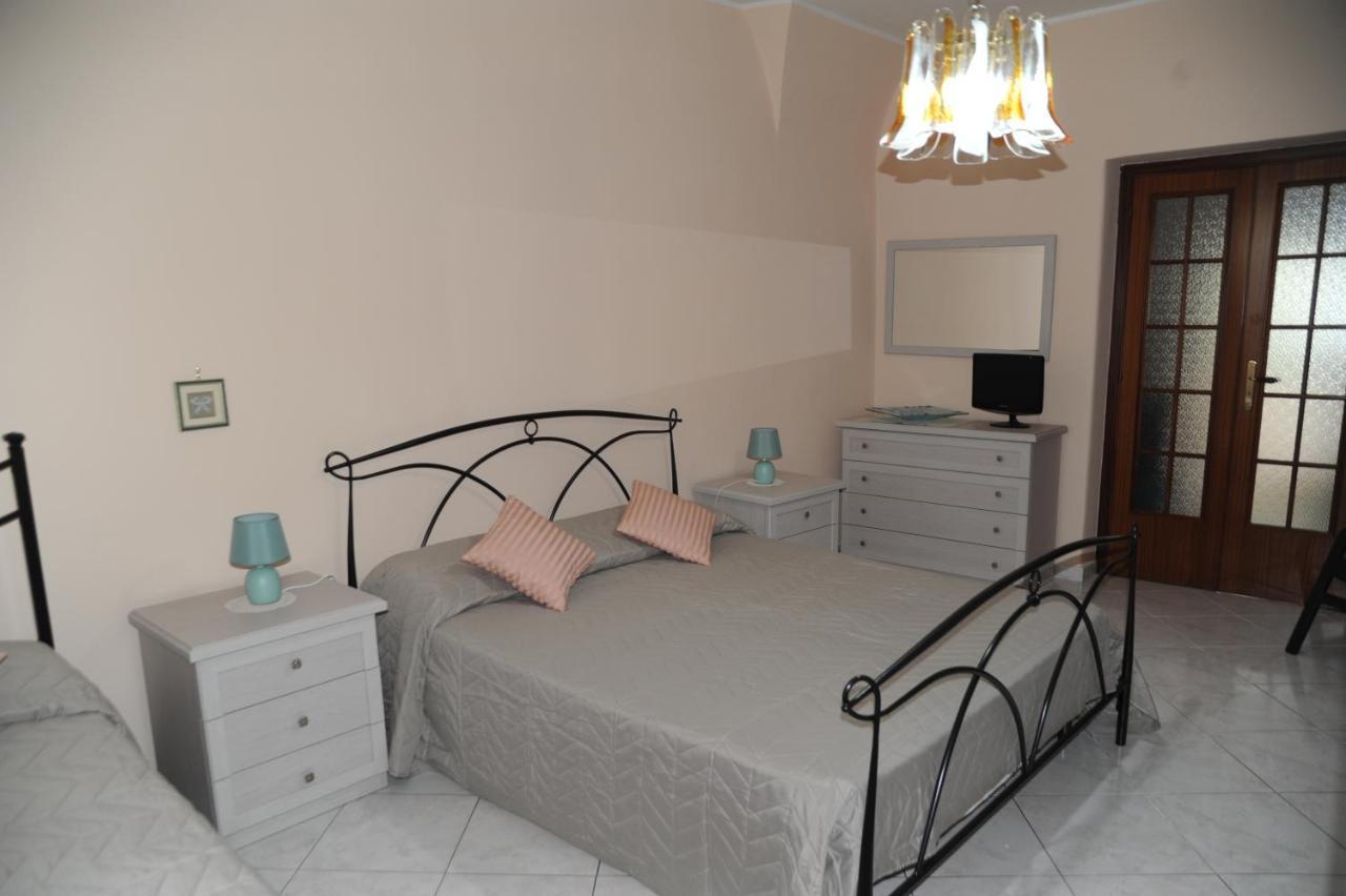 Casa Vacanze Il Nespolo Катания Екстериор снимка