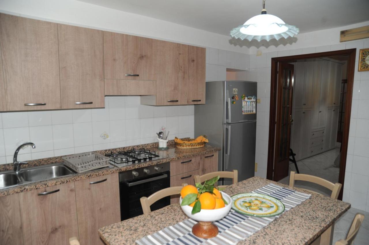 Casa Vacanze Il Nespolo Катания Екстериор снимка