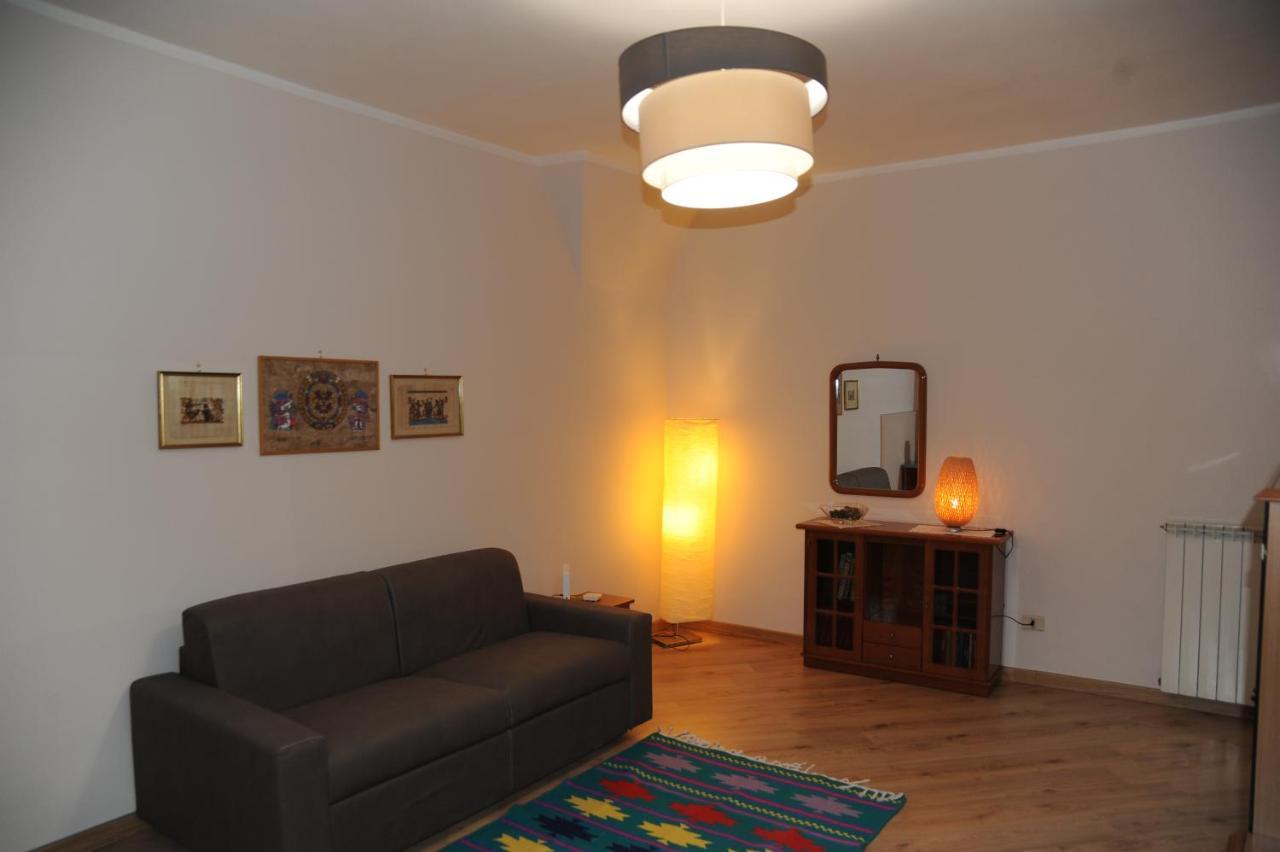 Casa Vacanze Il Nespolo Катания Екстериор снимка